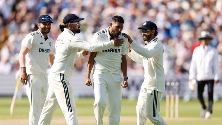 भारत की दमदार शुरुआत बेकार, लंच तक 5 विकेट खोकर 249 रन बनाये, स्मिथ ने ठोका शतक