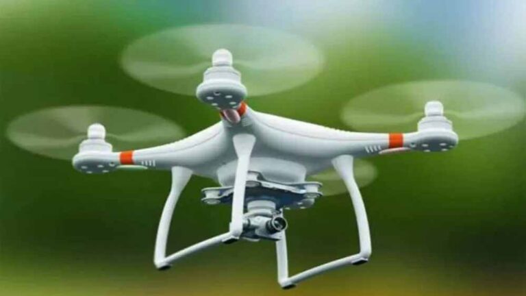 प्रदेश में निर्माण स्थलों पर ड्रोन निगरानी, इंजीनियर के साथ होगा निरीक्षण प्रदेश में निर्माण स्थलों पर ड्रोन निगरानी, इंजीनियर के साथ होगा निरीक्षण