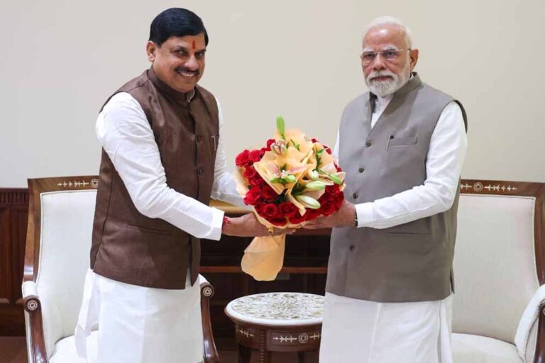 PM Modi से मुलाकात के दौरान CM मोहन यादव ने किया 25 अगस्त के भूमिपूजन का ऐलान