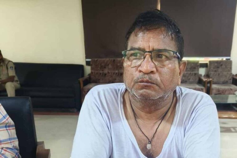 भोपाल में लोकायुक्त ने पकड़ा रिश्वतखोर अधिकारी, अनुसूचित जाति विकास बाबू से बरामद 1 लाख रुपये