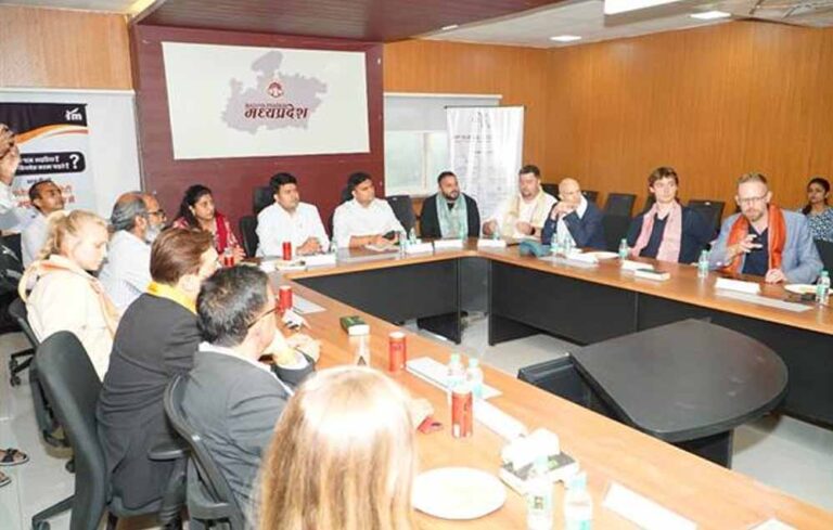 जर्मन व्यापार प्रतिनिधिमंडल ने किया इंदौर–उज्जैन दौरा, नवाचार और उद्योग का परिचय जर्मन व्यापार प्रतिनिधिमंडल ने किया इंदौर–उज्जैन दौरा, नवाचार और उद्योग का परिचय