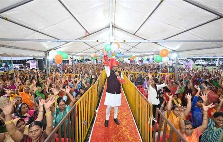 नरेला रक्षाबंधन: मंत्री सारंग को 1,84,632 बहनों ने बांधा रक्षा-सूत्र, रिकॉर्ड कायम