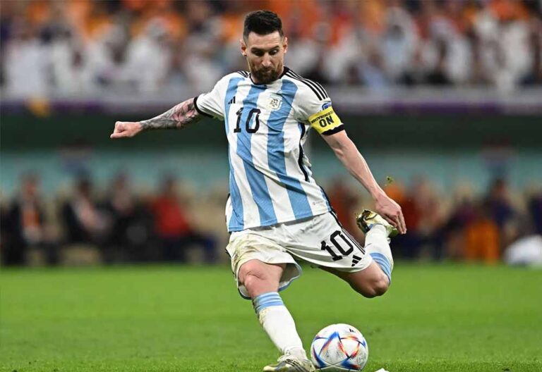 भारतीय फैन्स के लिए तोहफा, मेसी के नेतृत्व में अर्जेंटीना टीम खेलेगी केरल में फ्रेंडली मैच भारतीय फैन्स के लिए तोहफा, मेसी के नेतृत्व में अर्जेंटीना टीम खेलेगी केरल में फ्रेंडली मैच