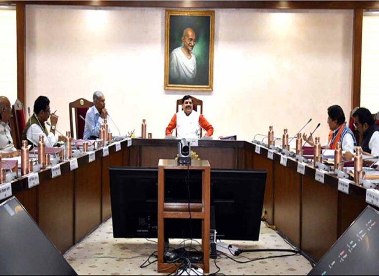 प्रदेश में 100 मेगावाट सौर ऊर्जा परियोजना एवं 60 मेगावाट पवन ऊर्जा प्रदेश में 100 मेगावाट सौर ऊर्जा परियोजना एवं 60 मेगावाट पवन ऊर्जा