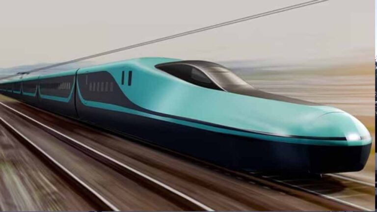 भारत में जल्द दौड़ेगी सुपरफास्ट ट्रेन, दिल्ली- पटना का सफर सिर्फ ढाई घंटे में