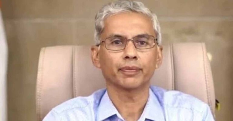 MP में 31 अगस्त को रिटायर होंगे मुख्य सचिव अनुराग जैन, नए CS के नामों पर मंथन MP में 31 अगस्त को रिटायर होंगे मुख्य सचिव अनुराग जैन, नए CS के नामों पर मंथन