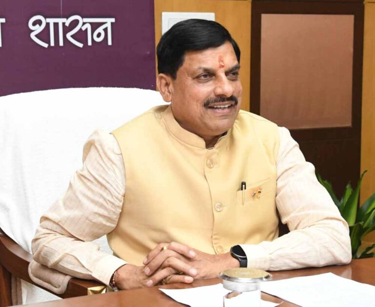 CM मोहन यादव का बड़ा फैसला: गाय का दूध खरीदेगी सरकार, किसानों को मिलेगा अच्छा दाम CM मोहन यादव का बड़ा फैसला: गाय का दूध खरीदेगी सरकार, किसानों को मिलेगा अच्छा दाम