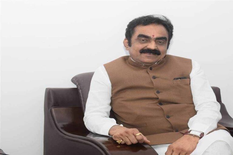 मंत्री सिंह ने कहा: विभागीय कार्यों में पर्यावरण संरक्षण और सतत विकास की भूमिका अहम मंत्री सिंह ने कहा: विभागीय कार्यों में पर्यावरण संरक्षण और सतत विकास की भूमिका अहम