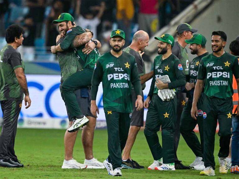 फाइनल में पाकिस्तान का जलवा, भारत को तीन बार झेलने पड़े करारे घाव