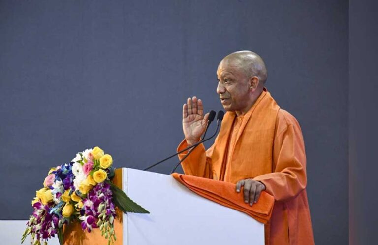 महाकुंभ की टीम महाराष्ट्र में फायर एंड सेफ्टी एक्सीलेंस अवार्ड से सम्मानित