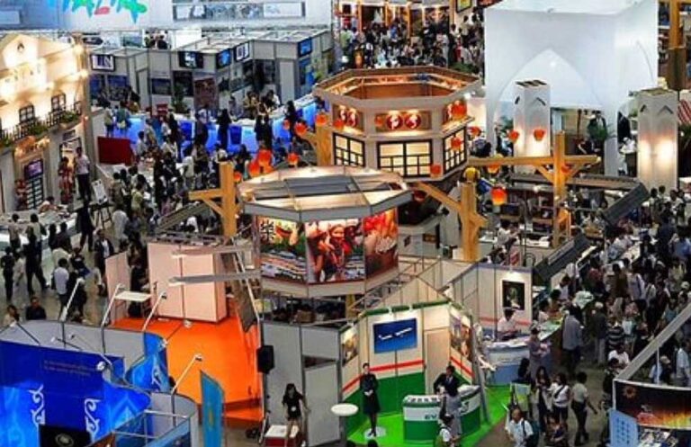 यूपी इंटरनेशनल ट्रेड शो 2025 के दूसरे दिन भारत-रूस बिजनेस डायलॉग का आयोजन यूपी इंटरनेशनल ट्रेड शो 2025 के दूसरे दिन भारत-रूस बिजनेस डायलॉग का आयोजन