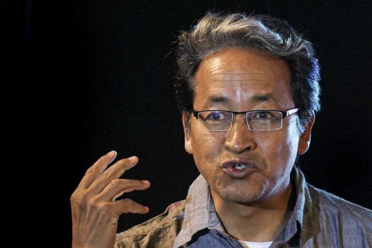 लेह में इंटरनेट सेवा बंद, सोनम वांगचुक को जोधपुर की हाई-सिक्योरिटी जेल में शिफ्ट किया गया