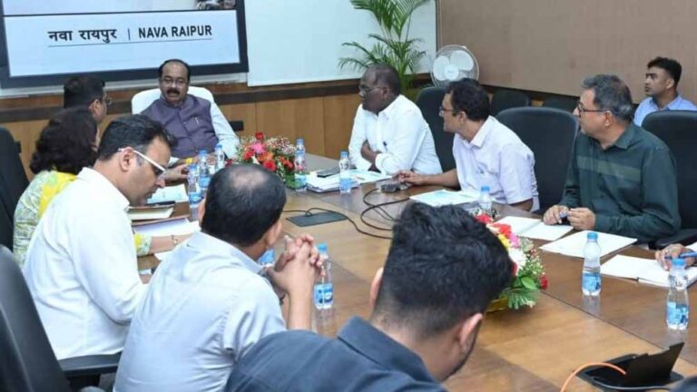 संपत्ति करों के युक्तियुक्तकरण के लिए उप मुख्यमंत्री ने सभी नगरीय निकायों की ली बैठक संपत्ति करों के युक्तियुक्तकरण के लिए उप मुख्यमंत्री ने सभी नगरीय निकायों की ली बैठक