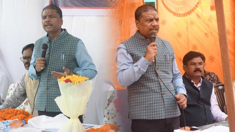 रायपुर: वन मंत्री कश्यप ने नारायणपुर में 91 लाख के विकास कार्यों का किया भूमिपूजन और लोकार्पण