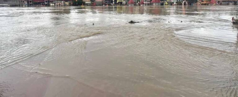 MP Weather Update: मालवा-निमाड़ अंचल में मूसलाधार बारिश की चेतावनी, प्रशासन सतर्क