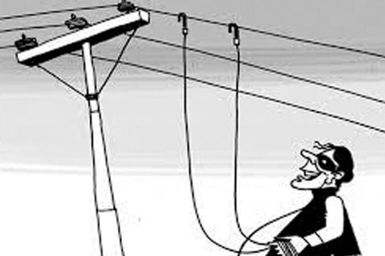 रिटायर्ड डीएसपी सहित तीन लोगों के खिलाफ सतना में बिजली चोरी की कार्रवाई