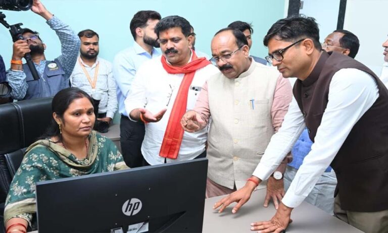 नवा रायपुर के अटल नगर में अत्याधुनिक स्मार्ट पंजीयन कार्यालय का उद्घाटन