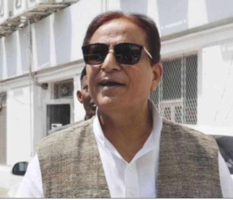 आजम खां ने वाई श्रेणी सुरक्षा लेने से किया इनकार, कहा- लिखित आदेश तक नहीं लूंगा आजम खां ने वाई श्रेणी सुरक्षा लेने से किया इनकार, कहा- लिखित आदेश तक नहीं लूंगा