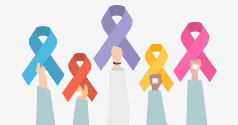 डॉक्टर ने बताए कैंसर के 6 संकेत, जिन्हें अधिकतर लोग करते हैं अनदेखा