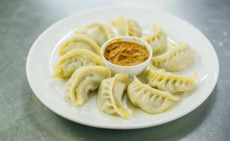 पनीर मोमोज की परफेक्ट रेस‍िपी: अब घर पर ही मिलेगा रेस्टोरेंट वाला टेस्ट