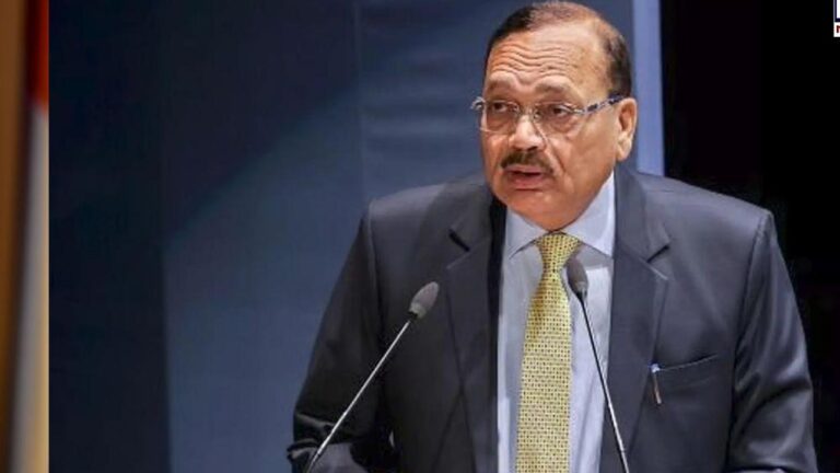 भारत को मिलेगा नया मुख्य न्यायाधीश, जस्टिस सूर्यकांत संभालेंगे CJI का पद भारत को मिलेगा नया मुख्य न्यायाधीश, जस्टिस सूर्यकांत संभालेंगे CJI का पद