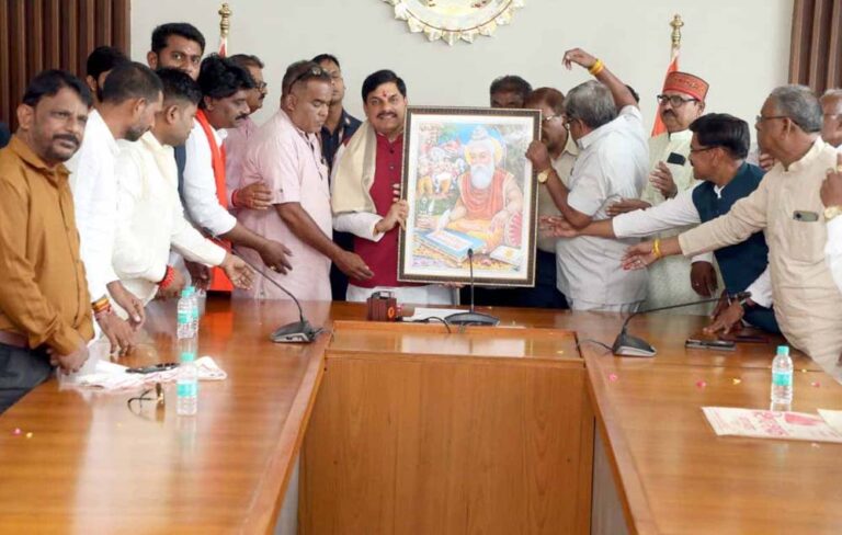 मुख्यमंत्री डॉ. यादव ने वाल्मीकि जयंती पर महान ऋषि को किया नमन, प्रदेशवासियों को दी शुभकामनाएं