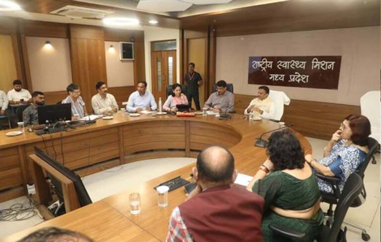 सरकारी प्रयासों में संगठनों की सहभागिता से हो रहा स्थितियों में सुधार