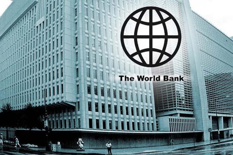दक्षिण एशिया की अर्थव्यवस्था पर मंदी की आहट, विश्व बैंक रिपोर्ट में जताई गई चिंता दक्षिण एशिया की अर्थव्यवस्था पर मंदी की आहट, विश्व बैंक रिपोर्ट में जताई गई चिंता