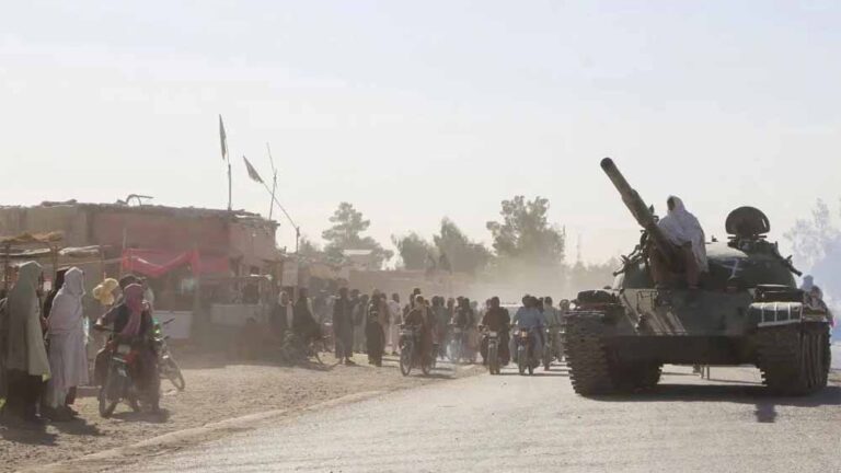 48 घंटे का विराम! पाकिस्तान-अफगानिस्तान बॉर्डर पर थमी गोलियां, क्या अब शांति लौटेगी?