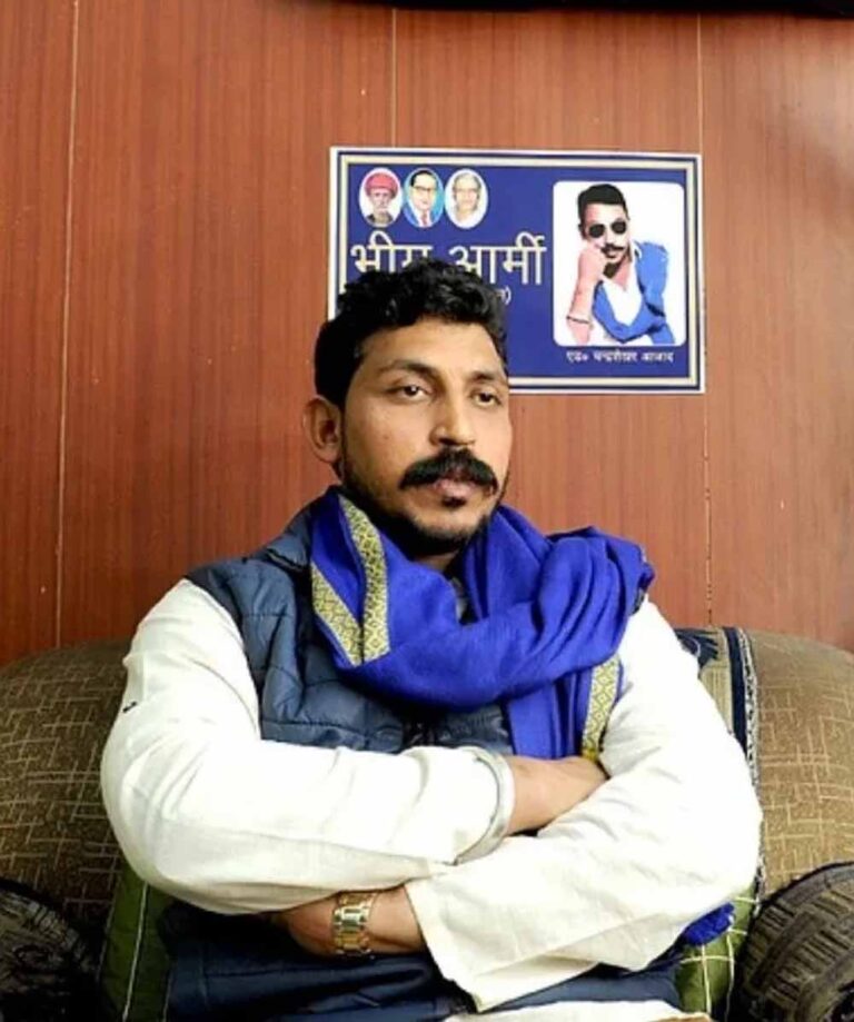 राजनीतिक तनाव: हिंसा प्रभावितों से मिलने से रोके गए चंद्रशेखर आजाद