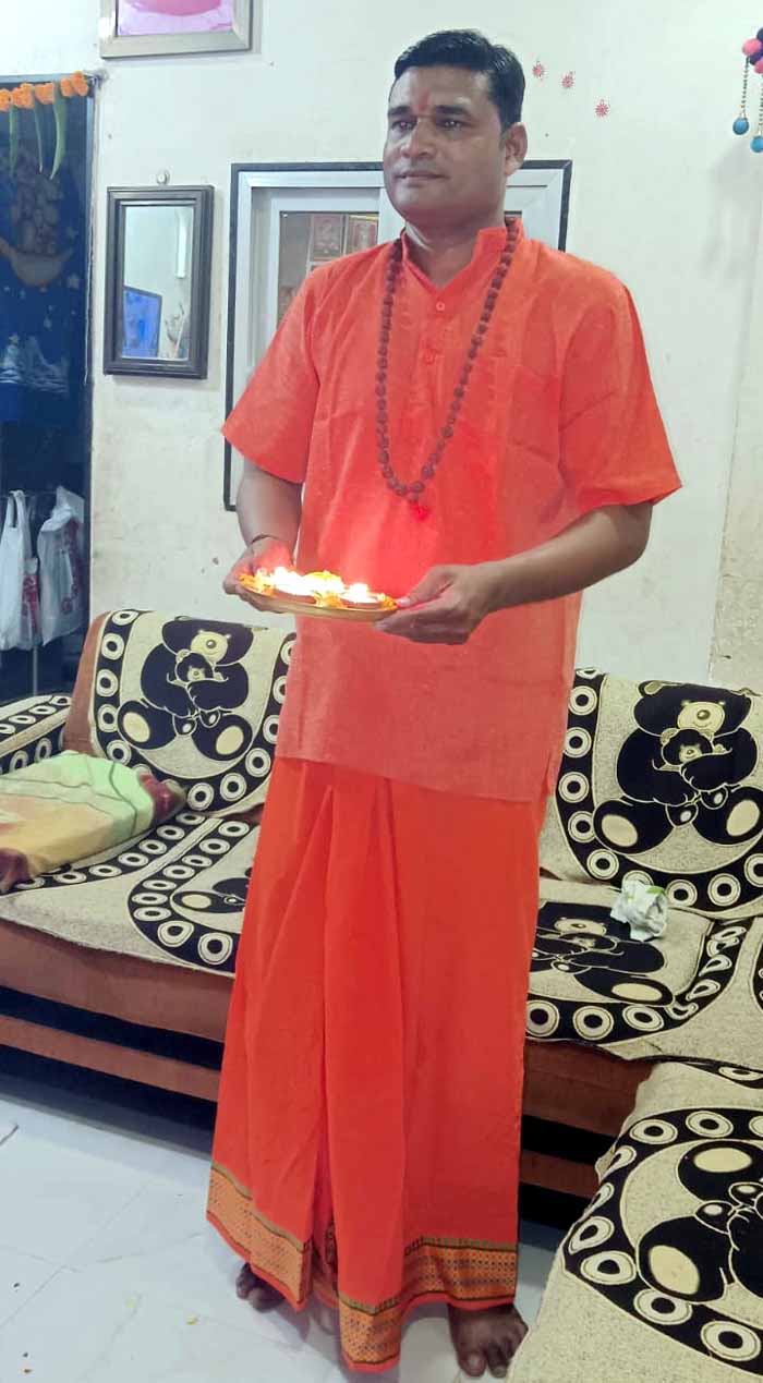 श्री बजरंग सेना के प्रमुख हितेश विश्वकर्मा ने दी दीपावली और छठ पर्व की शुभकामनाएं श्री बजरंग सेना के प्रमुख हितेश विश्वकर्मा ने दी दीपावली और छठ पर्व की शुभकामनाएं