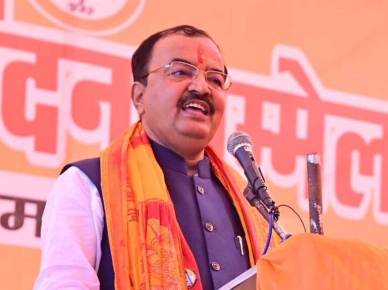 केशव प्रसाद मौर्य ने खोला सपा का असली चेहरा: बरेली में कहा, यह सिर्फ नौटंकी है केशव प्रसाद मौर्य ने खोला सपा का असली चेहरा: बरेली में कहा, यह सिर्फ नौटंकी है