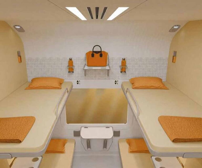 वंदे भारत स्लीपर की पहली झलक वायरल: अंदर का लुक देगा एअरलाइन का एहसास!