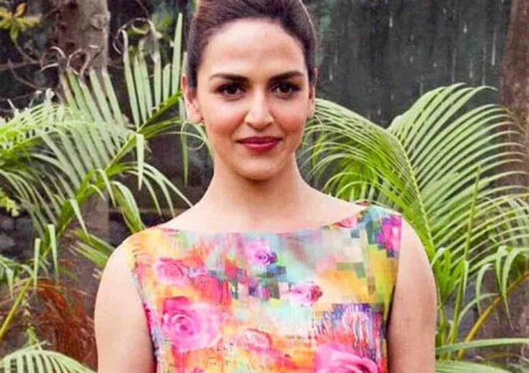 ‘मैं जो हूं, आपकी वजह से हूं’, बर्थडे पर माता-पिता को याद कर इमोशनल हुईं ईशा देओल