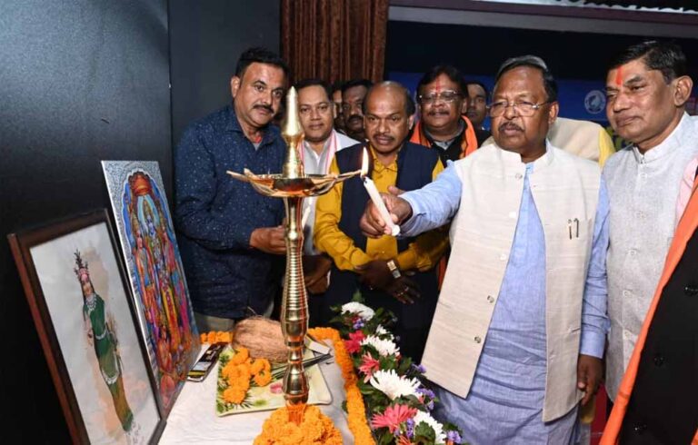 कृषि मंत्री विश्व मात्स्यिकी दिवस पर आयोजित कृषक संगोष्ठी में हुए शामिल कृषि मंत्री विश्व मात्स्यिकी दिवस पर आयोजित कृषक संगोष्ठी में हुए शामिल