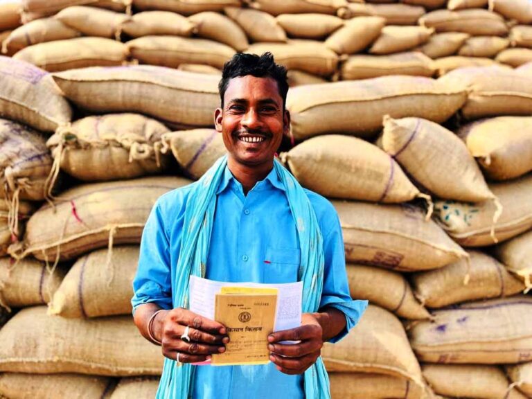 धान खरीदी तिहार लेकर आया खुशियों और राहत की सौगात धान खरीदी तिहार लेकर आया खुशियों और राहत की सौगात