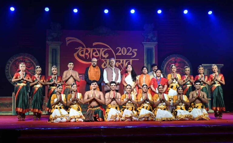 खैरागढ़ महोत्सव के समापन समारोह में शामिल हुए  राज्यपाल रमेन डेका