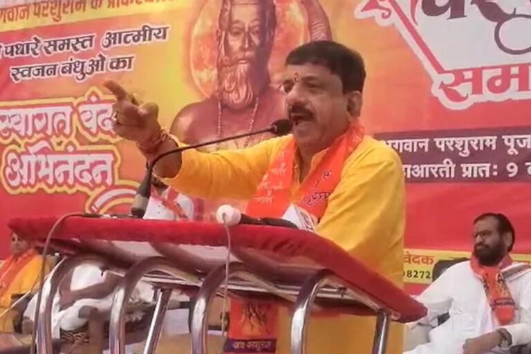 भोपाल का नाम बदलने की घोषणा पर बवाल, कांग्रेस बोली – राजधानी तो पहले ही ‘90 डिग्री’ नाम से मशहूर है भोपाल का नाम बदलने की घोषणा पर बवाल, कांग्रेस बोली – राजधानी तो पहले ही ‘90 डिग्री’ नाम से मशहूर है