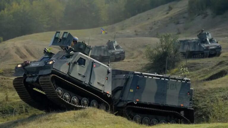 भारतीय सेना ने खरीदा BvS10 सिंधु ऑल-टेरेन व्हीकल, L&T–BAE के साथ हुआ समझौता