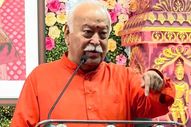 कोविदार वृक्ष तथा सूर्य से संकल्प लेकर सत्पुरुषों के समान उत्तम जीवन जीने की दुनिया को देनी होगी प्रेरणा : डॉ. मोहन भागवत