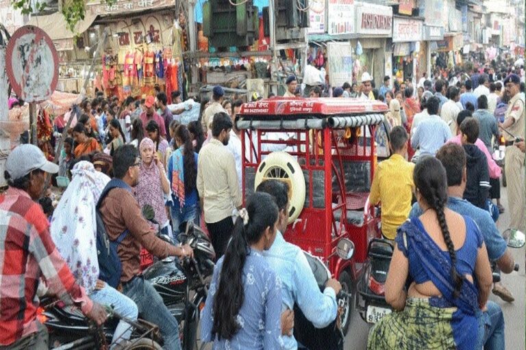 शहर में स्काईवॉक के काम के बीच, रायपुर में 27 नवंबर से वन-वे लागू शहर में स्काईवॉक के काम के बीच, रायपुर में 27 नवंबर से वन-वे लागू