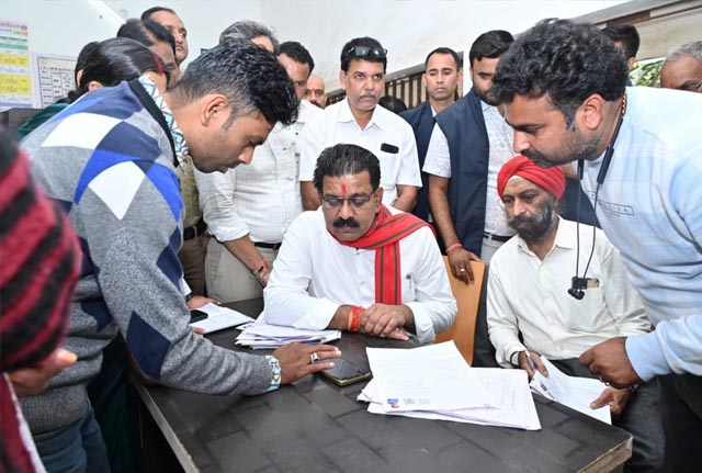 एसआईआर के संबंध में लोगों को किया जागरूक- उपमुख्यमंत्री एसआईआर के संबंध में लोगों को किया जागरूक- उपमुख्यमंत्री