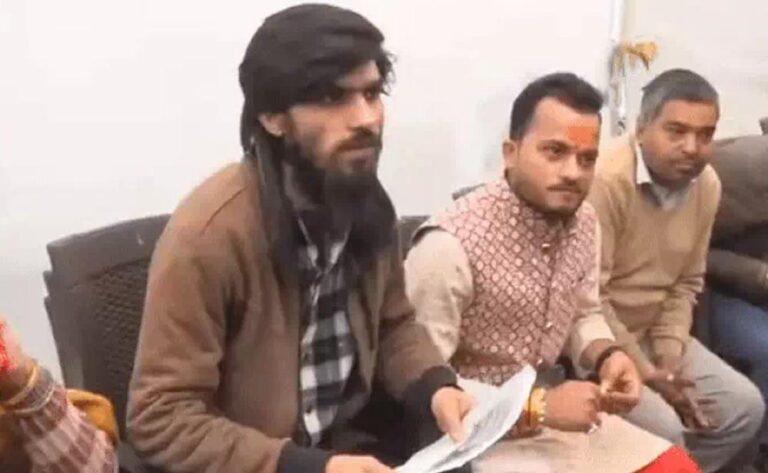 भोपाल मामला: हिन्दू युवक पर लव जिहाद और धर्म परिवर्तन का आरोप, परिवार ने मंत्री से मदद मांगी