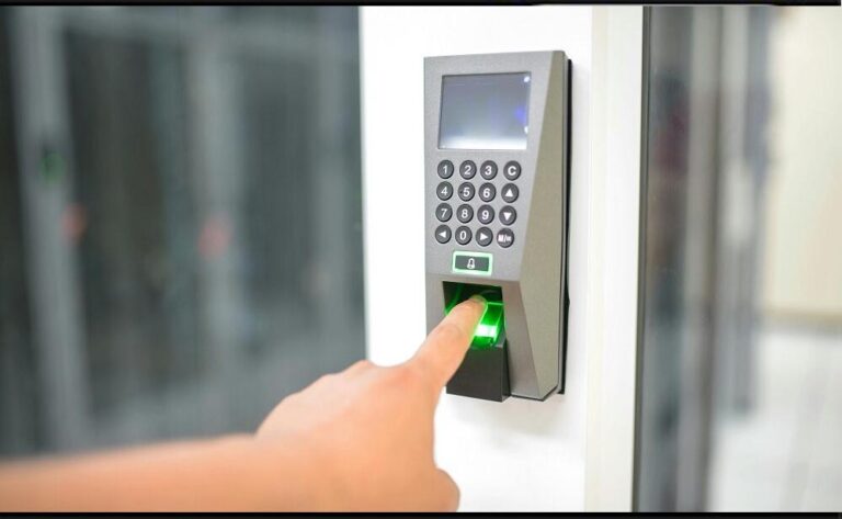 ई-अटेंडेंस अनिवार्य, वरना वेतन नहीं! ग्वालियर DEO ने किया कड़ा निर्देश, शिक्षकों में तनाव