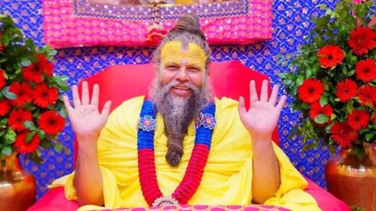 जीवन की कठिनाइयों से उबरने में सहारा देंगी प्रेमानंद जी महाराज की सीखें