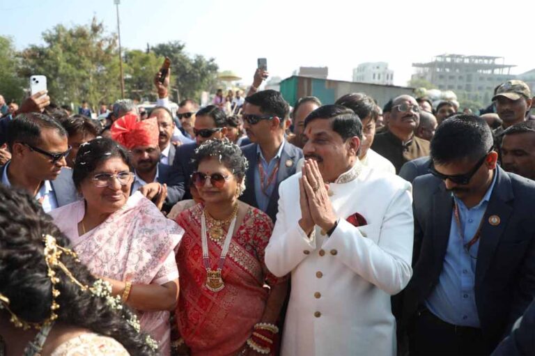 मुख्यमंत्री के छोटे बेटे का विवाह सामूहिक सम्मेलन में सम्पन्न, जानें कौन-कौन बने गवाह