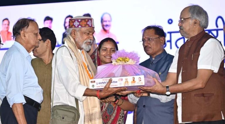 छत्तीसगढ़ का मॉडल — वरिष्ठ नागरिकों के सम्मान, सुरक्षा और कल्याण की मिसाल