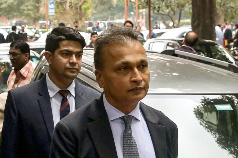 अनिल अंबानी पर ED का दबाव, पहले 7500Cr की संपत्ति कुर्क की गई
