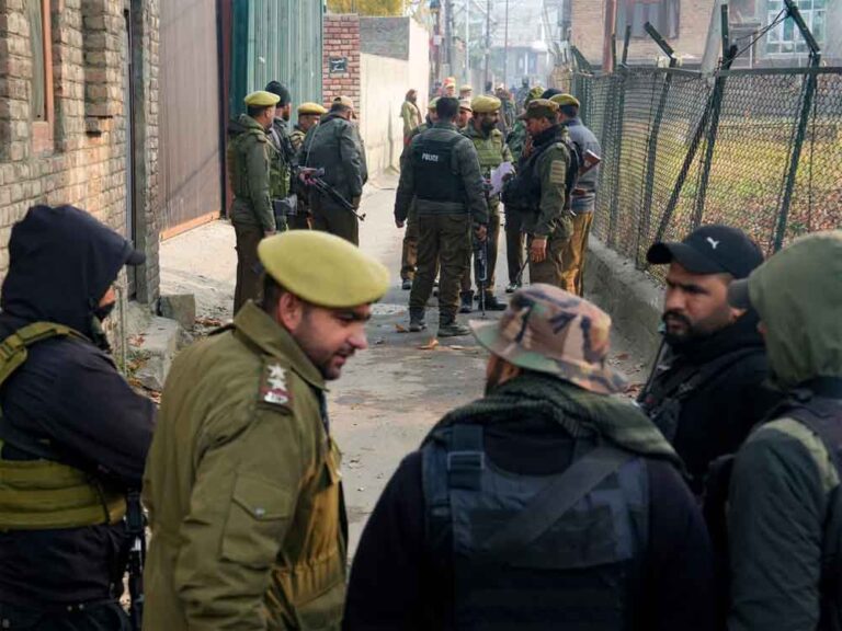 Desh News: नौगाम विस्फोट में दर्जनभर लोगों की मौत