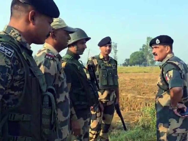 तस्करों का आतंक बढ़ा: बीएसएफ की गाड़ी तोड़ी, जवानों पर किया हमला